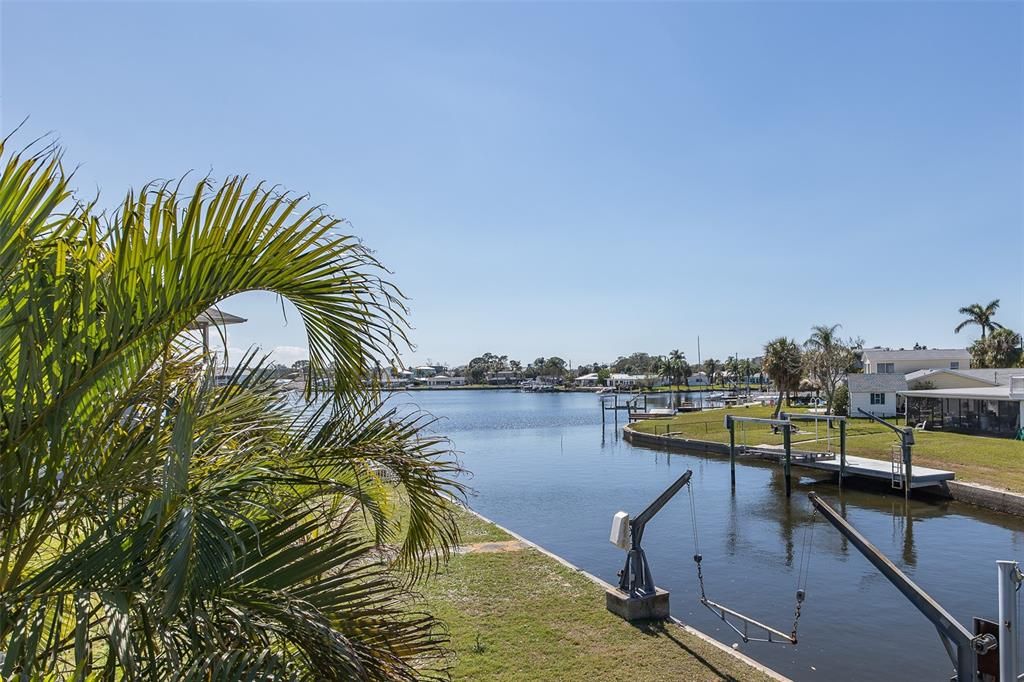 For Sale: $1,260,000 (5 beds, 3 baths, 4416 Square Feet)