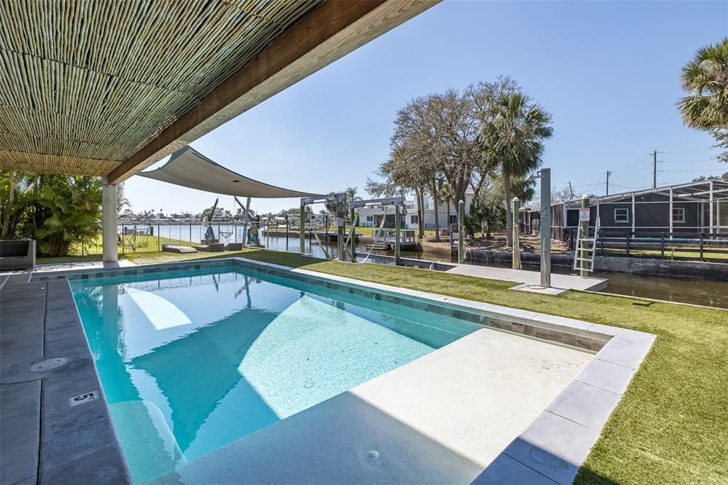 For Sale: $1,260,000 (5 beds, 3 baths, 4416 Square Feet)