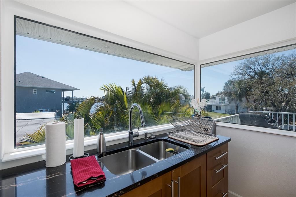 For Sale: $1,260,000 (5 beds, 3 baths, 4416 Square Feet)