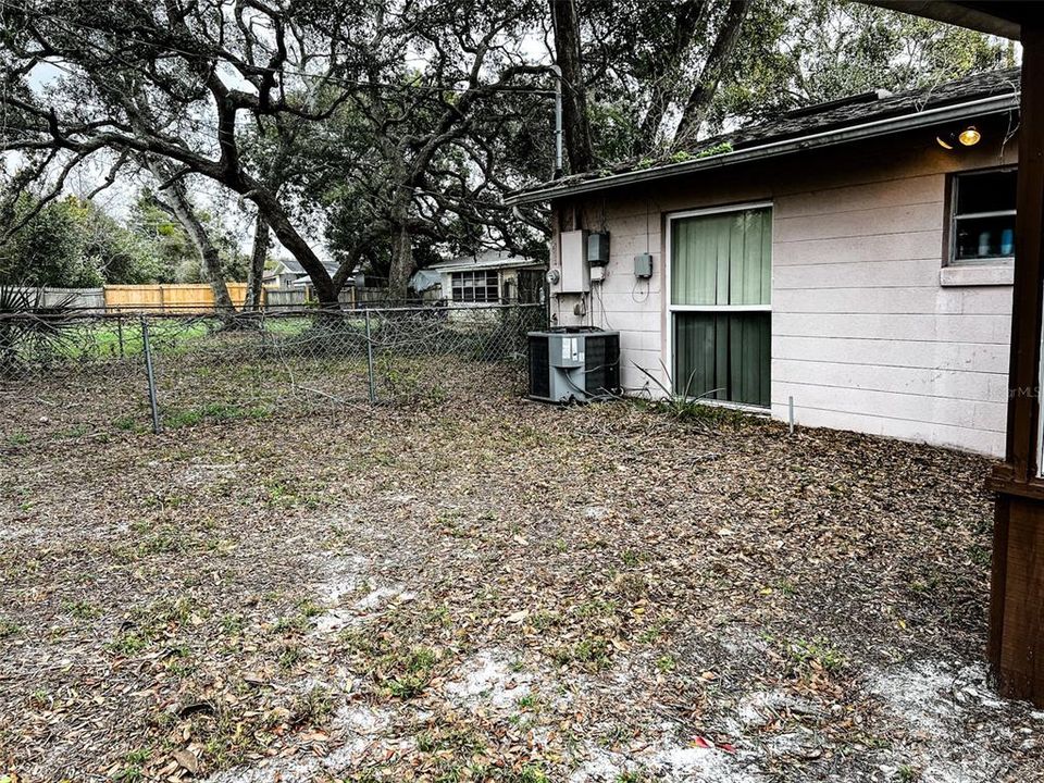 For Sale: $382,900 (4 beds, 0 baths, 2034 Square Feet)