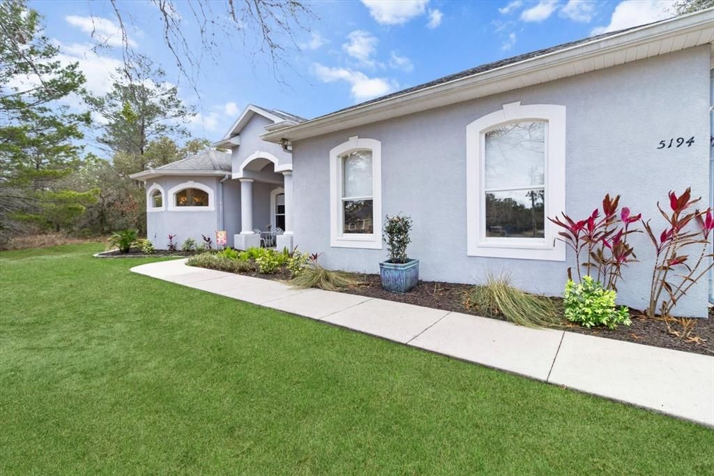 For Sale: $679,999 (4 beds, 3 baths, 2639 Square Feet)