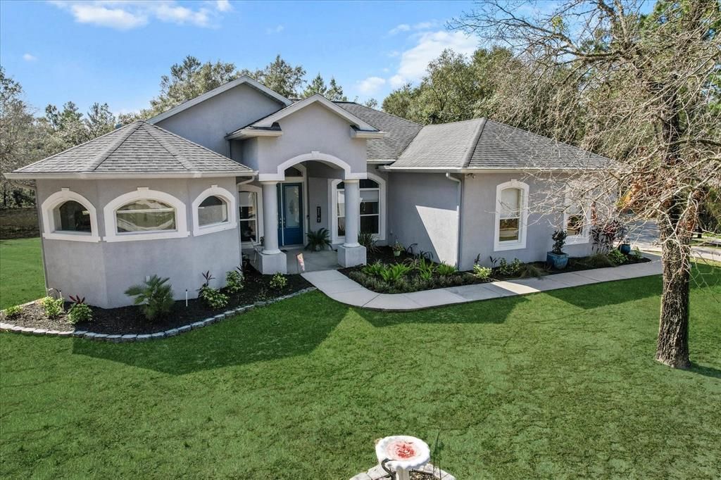 For Sale: $679,999 (4 beds, 3 baths, 2639 Square Feet)
