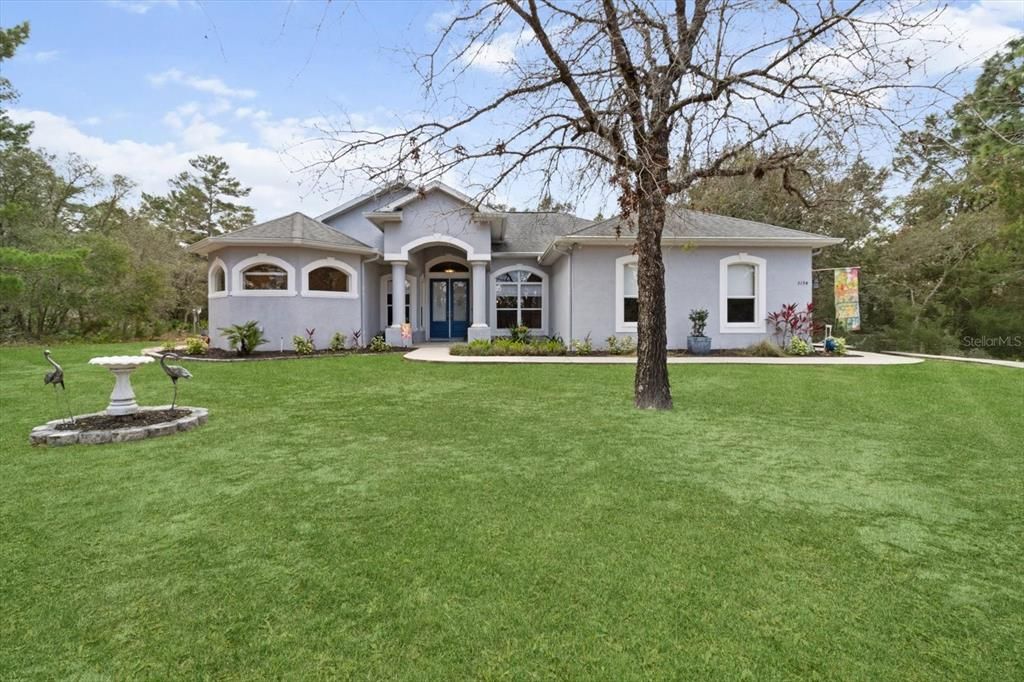 For Sale: $679,999 (4 beds, 3 baths, 2639 Square Feet)