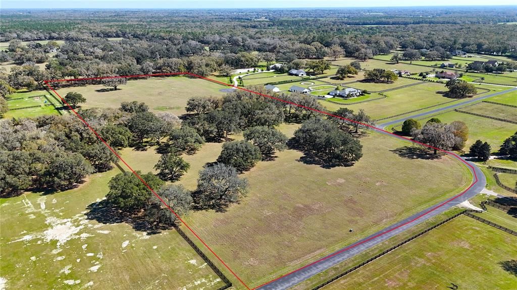 待售: $1,675,000 (20.12 acres)