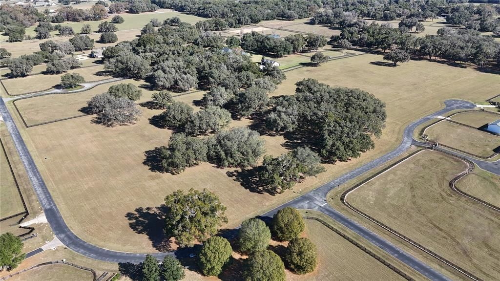 En Venta: $1,486,000 (20.12 acres)