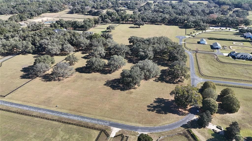 En Venta: $1,486,000 (20.12 acres)