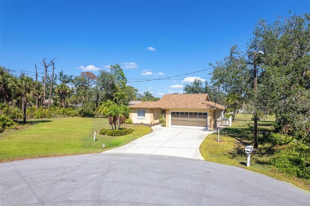 Recently Sold: $310,000 (3 beds, 2 baths, 1483 Square Feet)