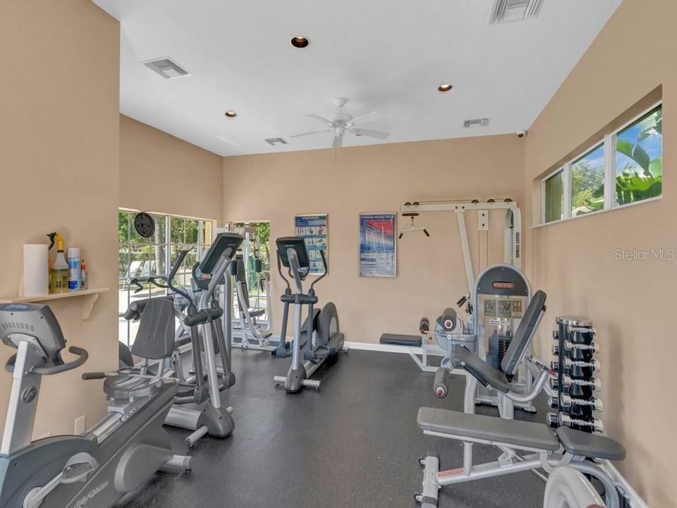 待售: $574,900 (2 贝兹, 2 浴室, 1723 平方英尺)