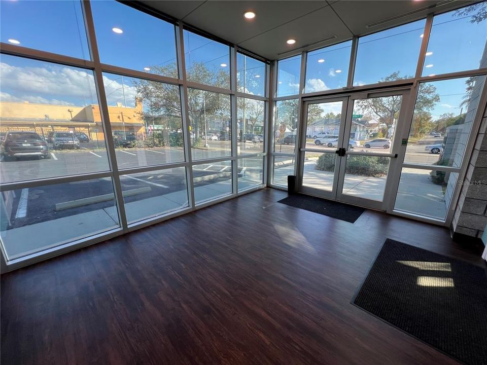 待售: $12,000 (0 贝兹, 0 浴室, 4279 平方英尺)