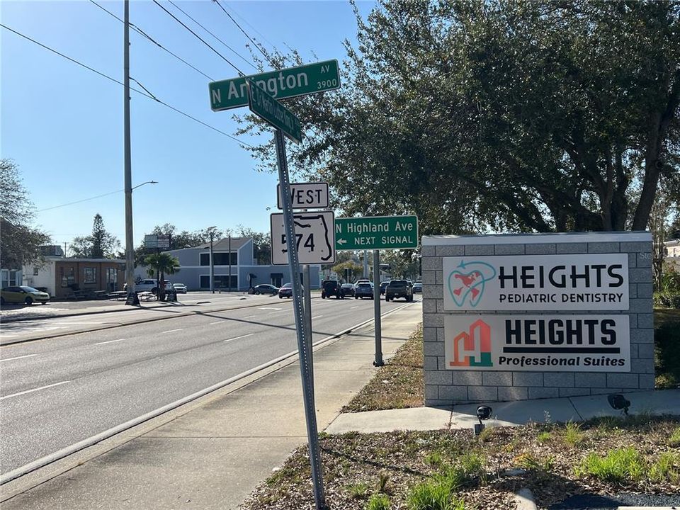 待售: $12,000 (0 贝兹, 0 浴室, 4279 平方英尺)