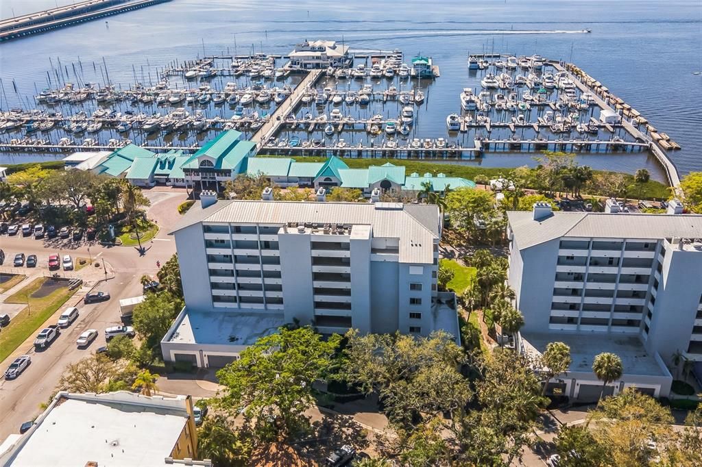 En Venta: $199,900 (2 camas, 2 baños, 1435 Pies cuadrados)