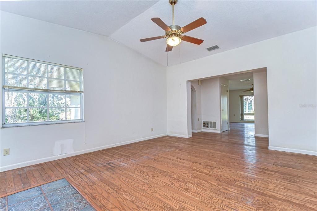 For Sale: $649,000 (3 beds, 2 baths, 2316 Square Feet)