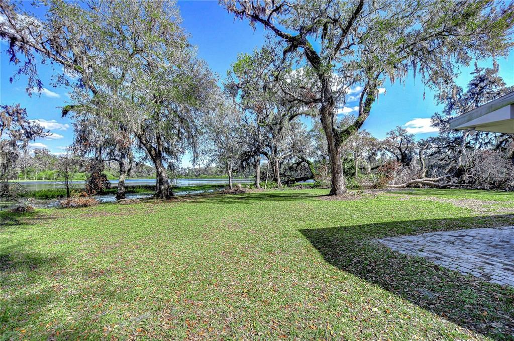 For Sale: $649,000 (3 beds, 2 baths, 2316 Square Feet)