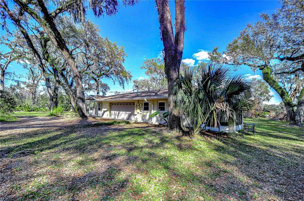 For Sale: $649,000 (3 beds, 2 baths, 2316 Square Feet)