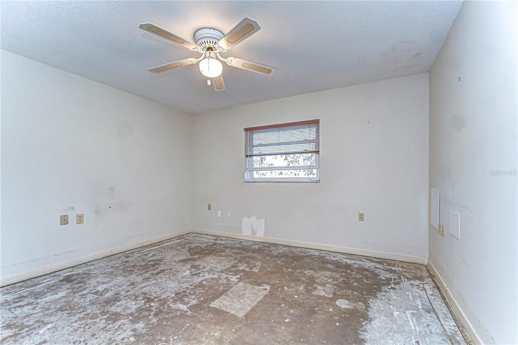 For Sale: $649,000 (3 beds, 2 baths, 2316 Square Feet)