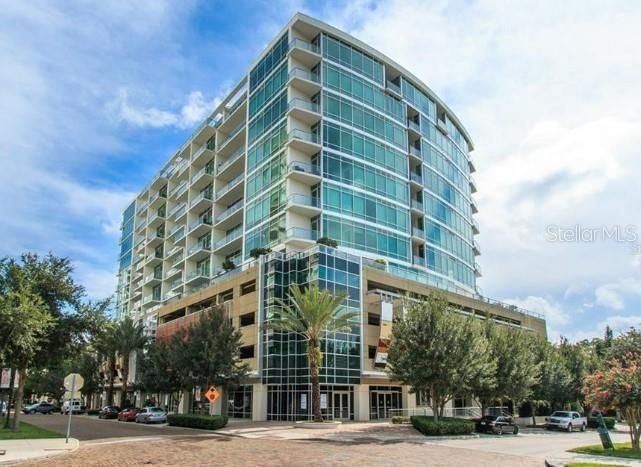 Recently Rented: $2,750 (2 beds, 2 baths, 1198 Square Feet)