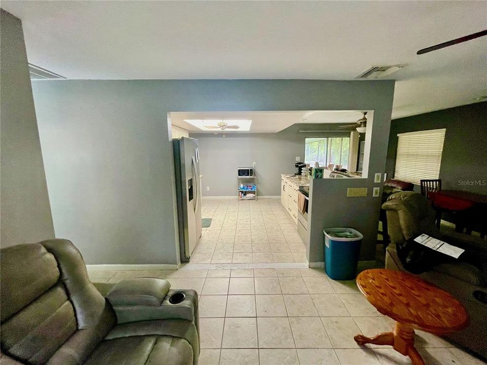 待售: $394,900 (3 贝兹, 2 浴室, 1276 平方英尺)