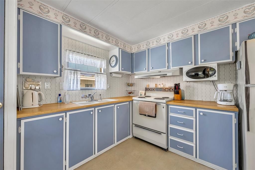 En Venta: $83,900 (2 camas, 1 baños, 784 Pies cuadrados)