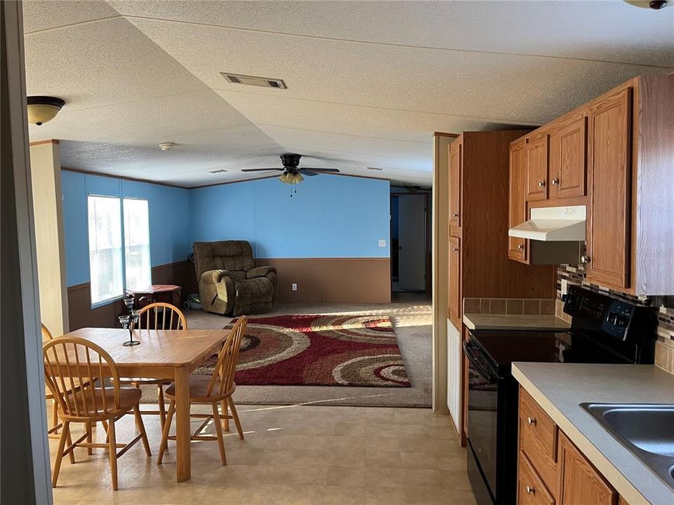 En Venta: $189,900 (2 camas, 2 baños, 1056 Pies cuadrados)