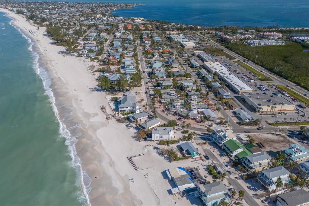 合同活跃: $1,950,000 (0.01 acres)