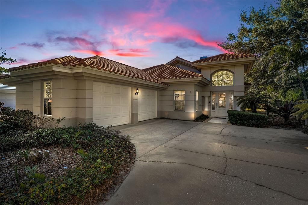 Recently Sold: $699,000 (3 beds, 2 baths, 1807 Square Feet)