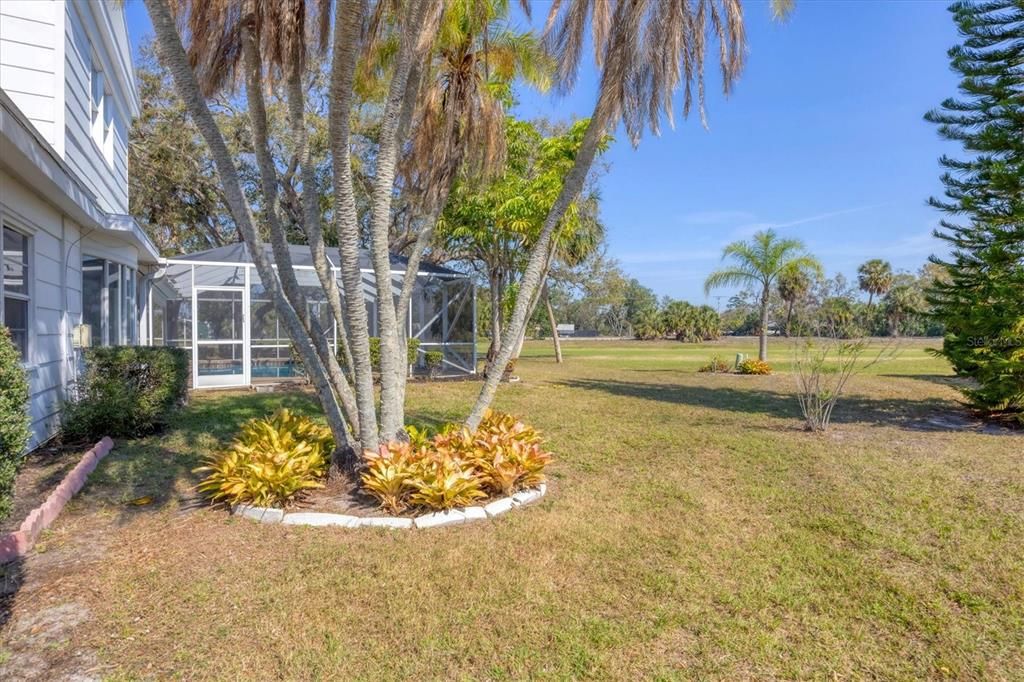 Activo con contrato: $739,900 (5 camas, 3 baños, 3299 Pies cuadrados)