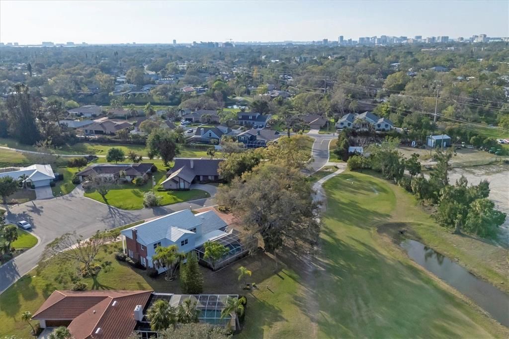 Activo con contrato: $739,900 (5 camas, 3 baños, 3299 Pies cuadrados)