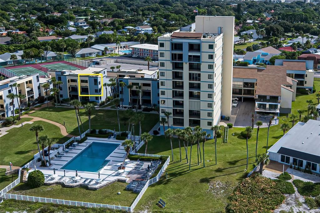 Active With Contract: $1,130,000 (3 beds, 2 baths, 1350 Square Feet)