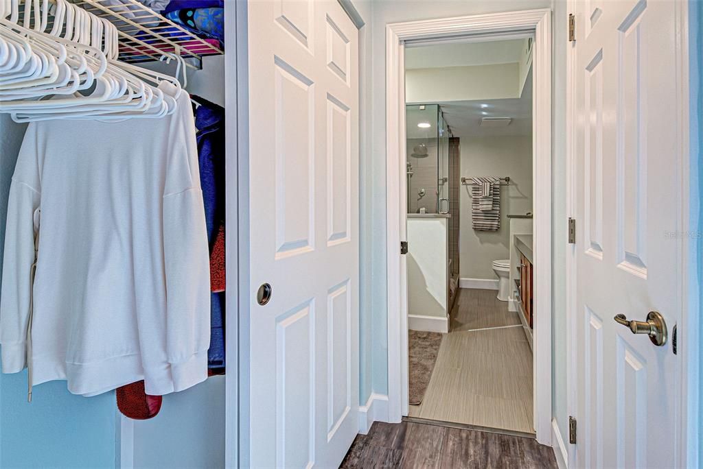 Active With Contract: $1,130,000 (3 beds, 2 baths, 1350 Square Feet)