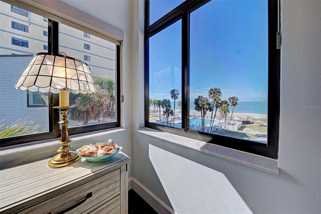 Active With Contract: $1,130,000 (3 beds, 2 baths, 1350 Square Feet)