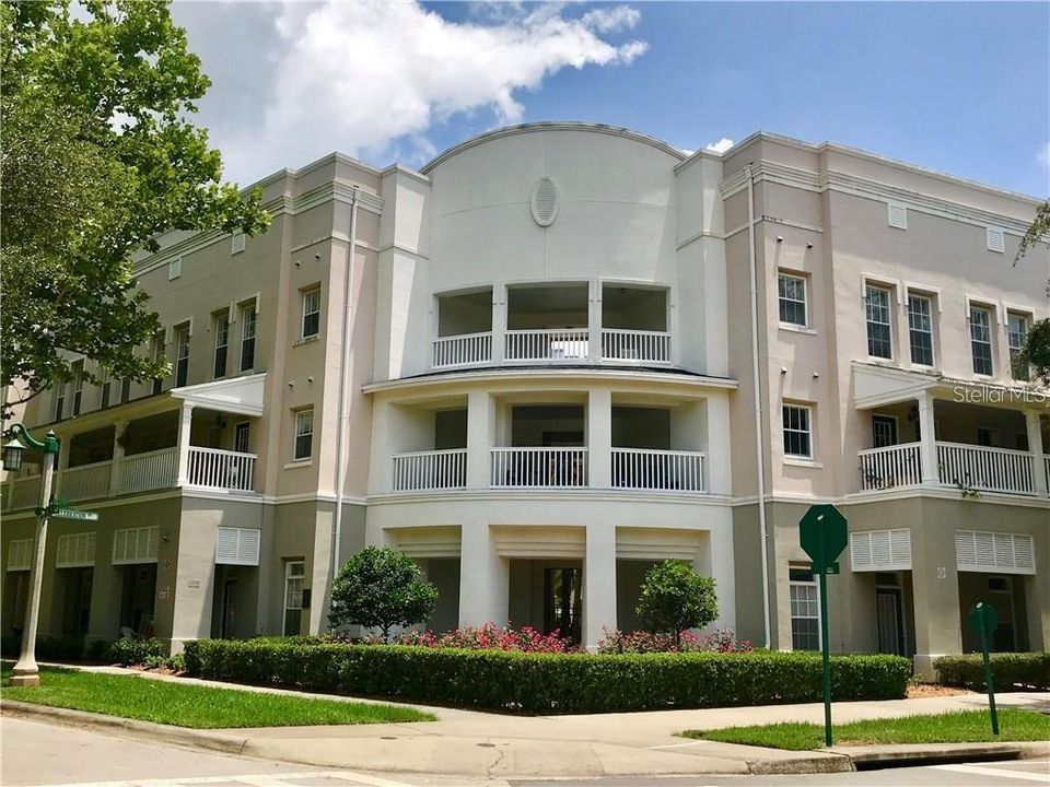 Vendido Recientemente: $240,000 (1 camas, 1 baños, 830 Pies cuadrados)