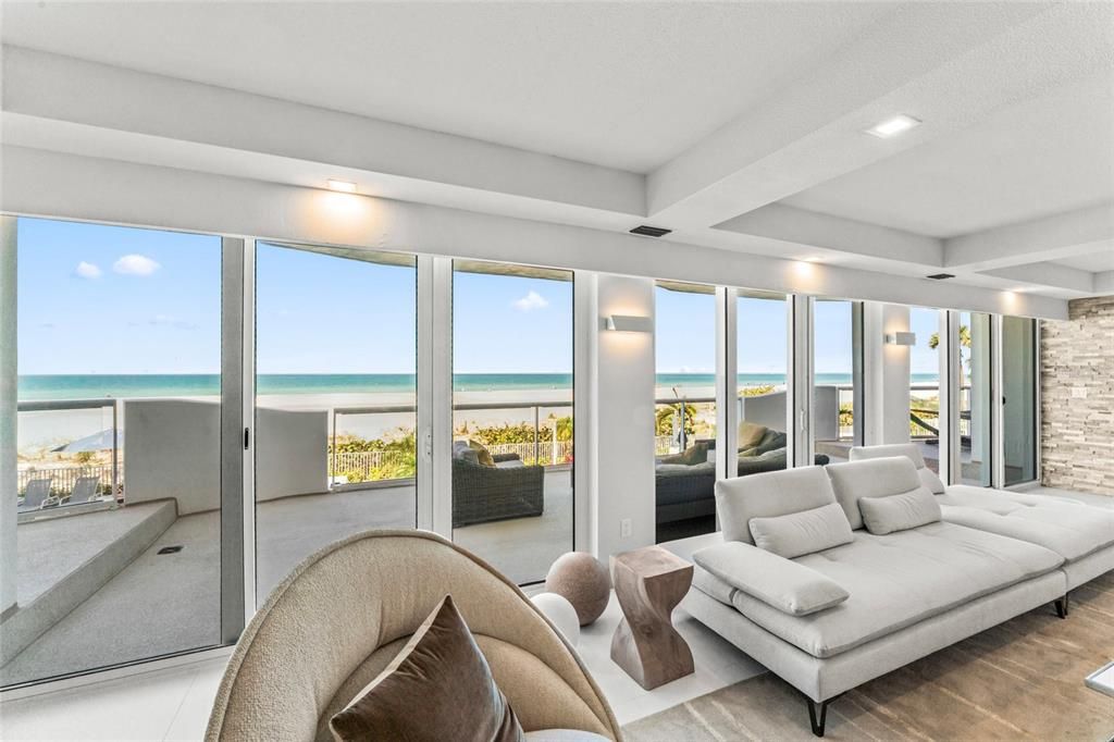 出租: $20,000 (3 贝兹, 2 浴室, 3000 平方英尺)