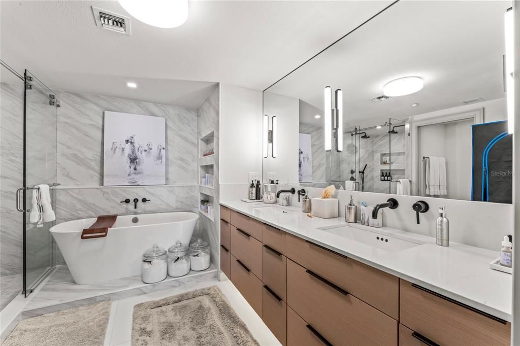 出租: $20,000 (3 贝兹, 2 浴室, 3000 平方英尺)