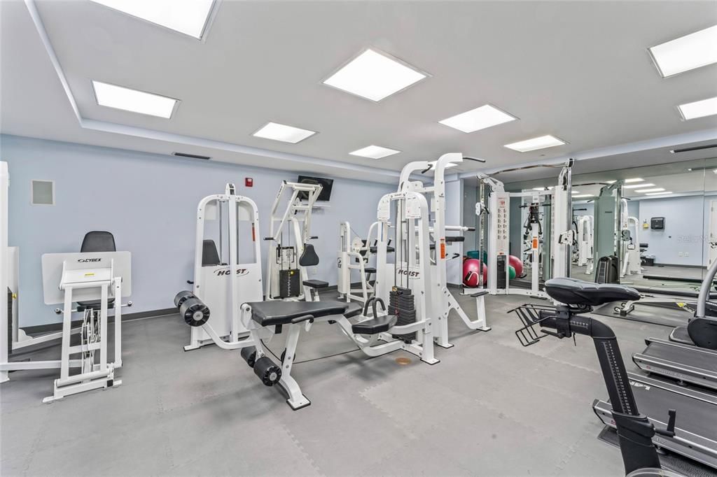 出租: $20,000 (3 贝兹, 2 浴室, 3000 平方英尺)