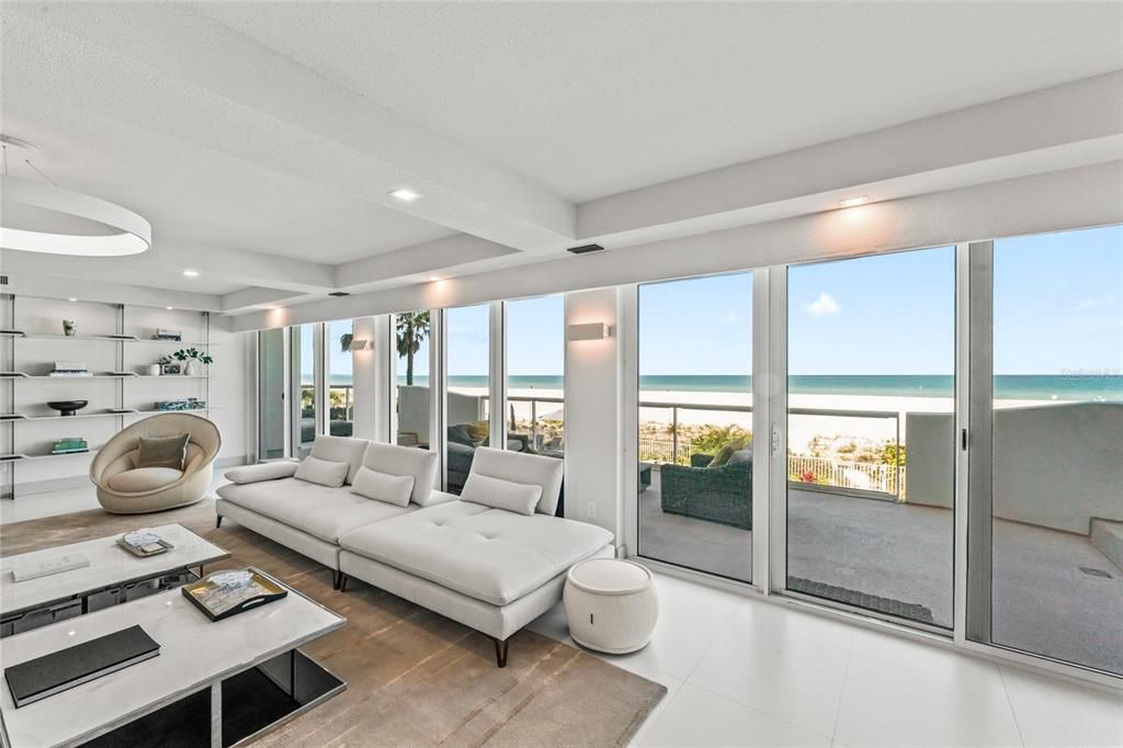 出租: $20,000 (3 贝兹, 2 浴室, 3000 平方英尺)