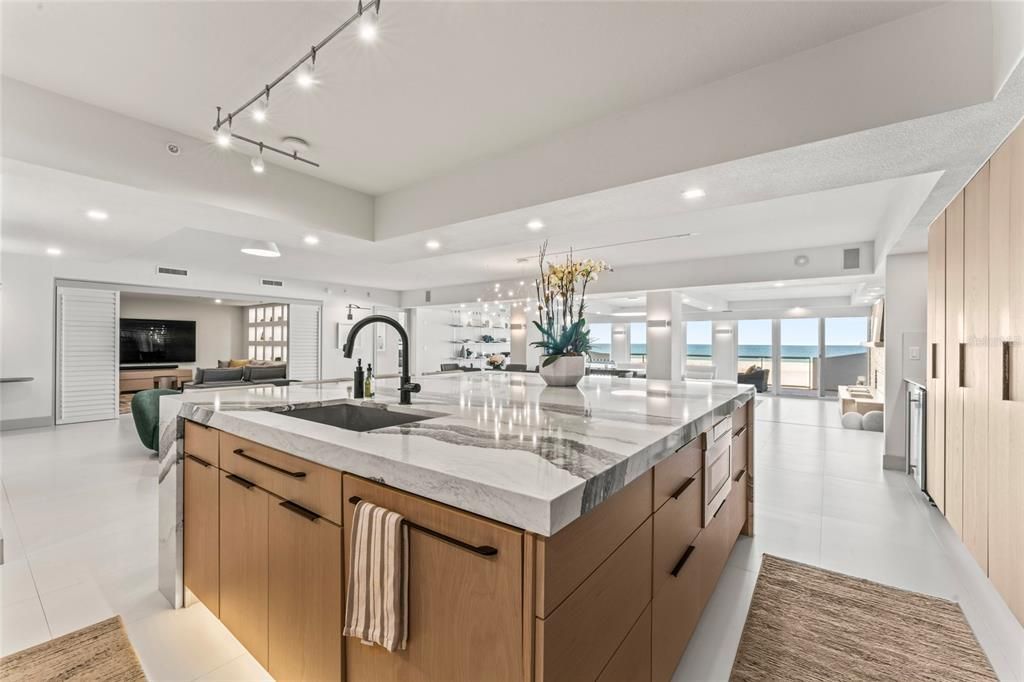 出租: $20,000 (3 贝兹, 2 浴室, 3000 平方英尺)