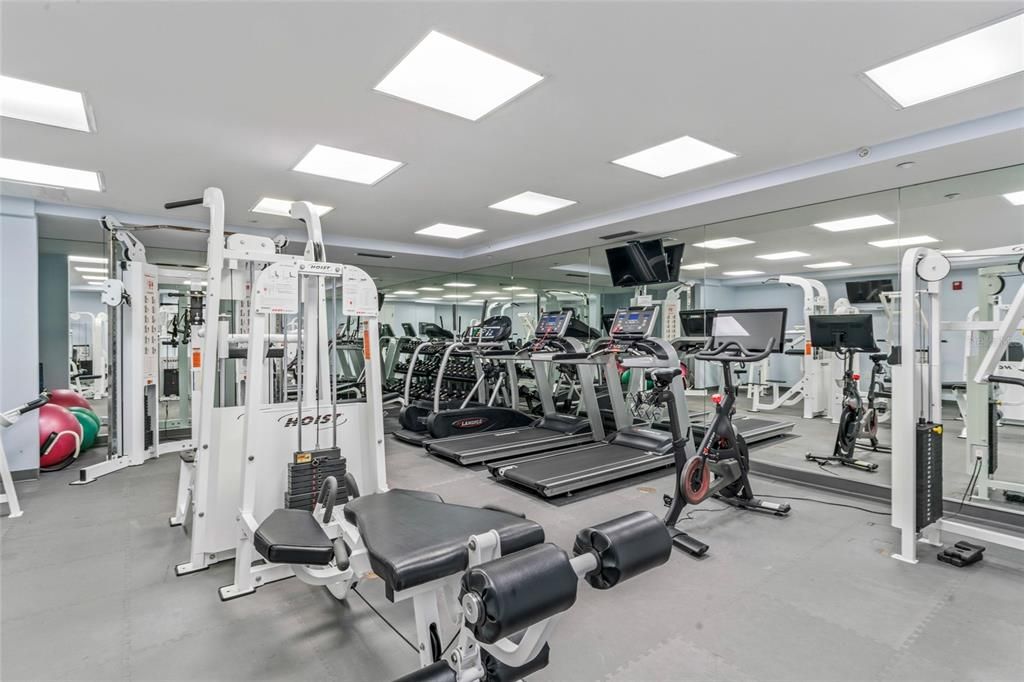 出租: $20,000 (3 贝兹, 2 浴室, 3000 平方英尺)