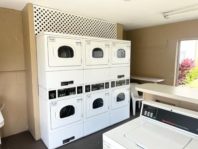 For Rent: $1,375 (1 beds, 1 baths, 700 Square Feet)