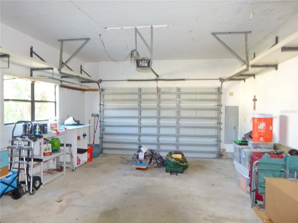 En Venta: $310,000 (3 camas, 2 baños, 1621 Pies cuadrados)