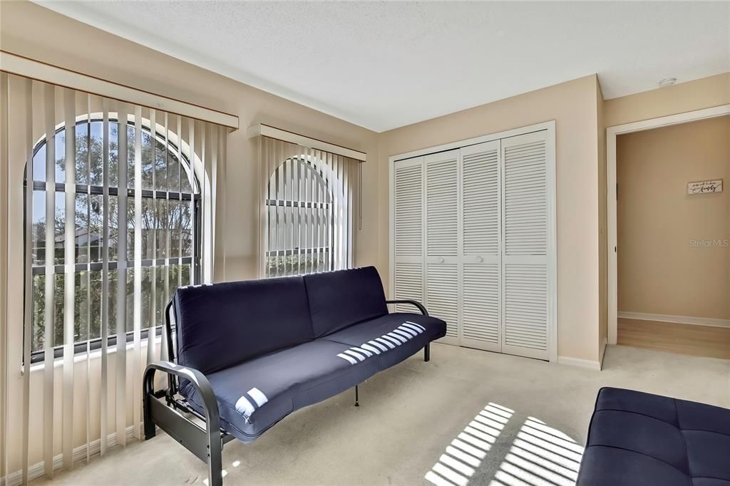 For Rent: $1,925 (3 beds, 2 baths, 1259 Square Feet)