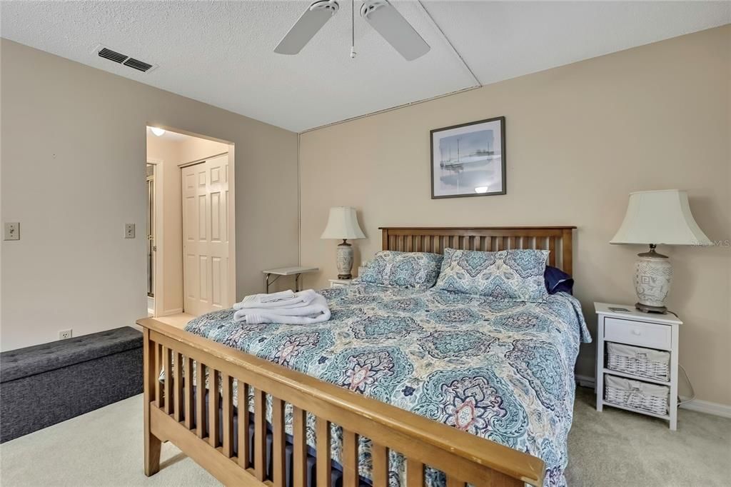 For Rent: $1,925 (3 beds, 2 baths, 1259 Square Feet)