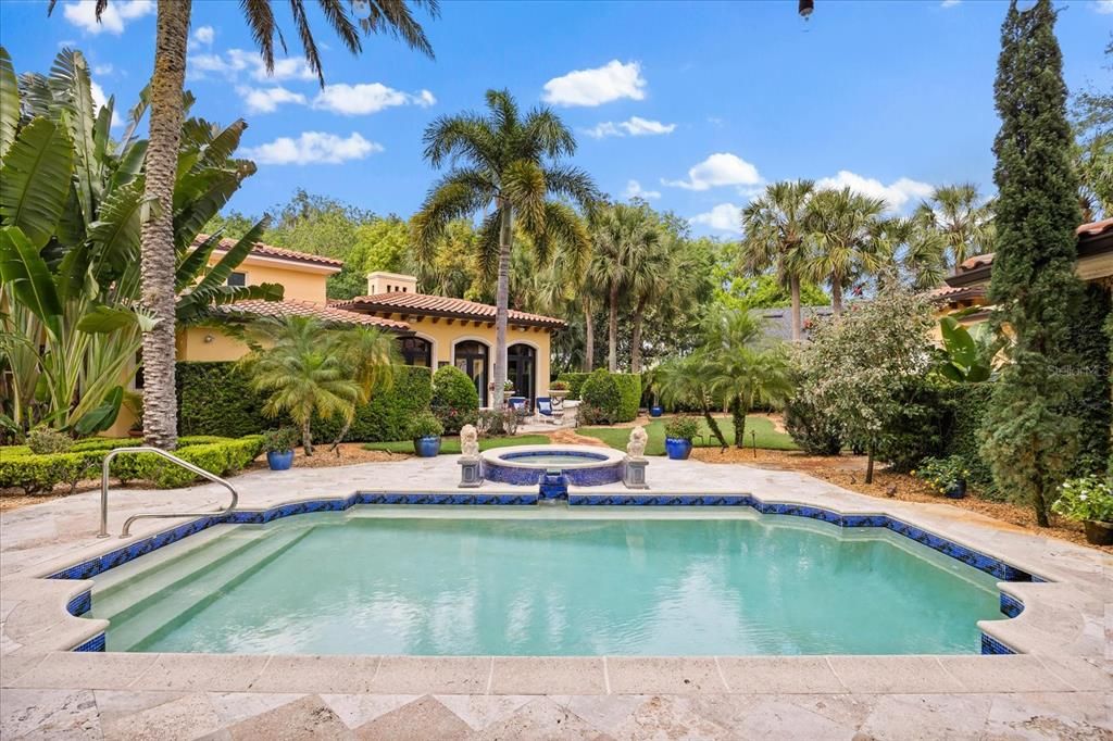 For Sale: $5,895,000 (5 beds, 5 baths, 7916 Square Feet)