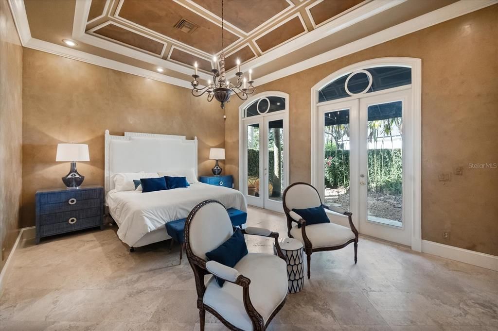 For Sale: $5,895,000 (5 beds, 5 baths, 7916 Square Feet)