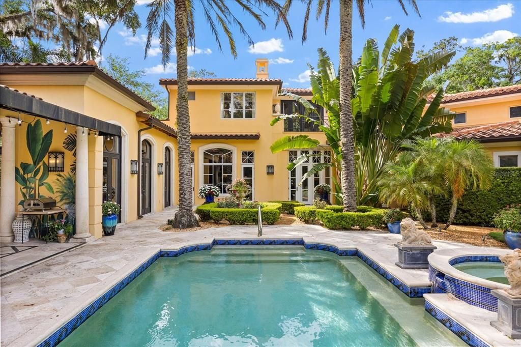 For Sale: $5,895,000 (5 beds, 5 baths, 7916 Square Feet)