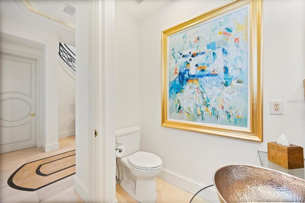 For Sale: $5,895,000 (5 beds, 5 baths, 7916 Square Feet)