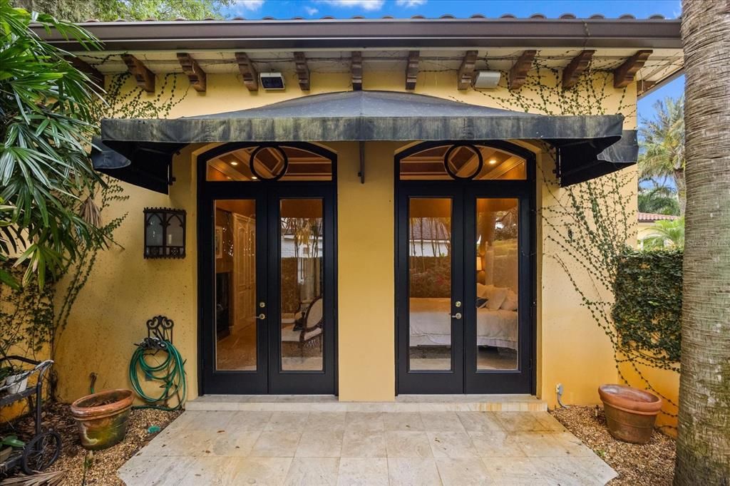 For Sale: $5,895,000 (5 beds, 5 baths, 7916 Square Feet)