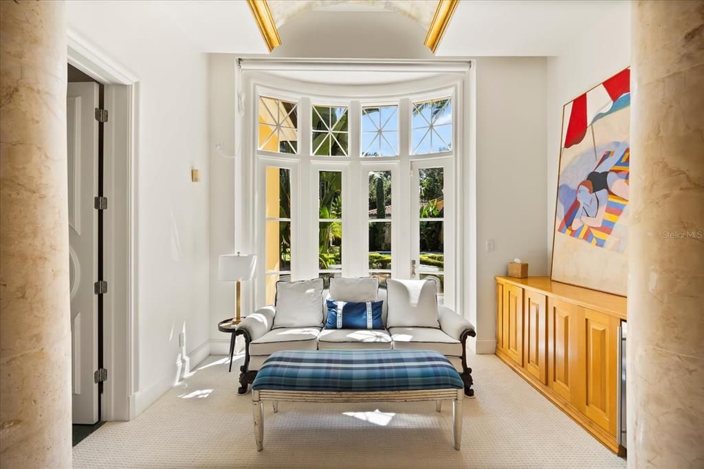 For Sale: $5,895,000 (5 beds, 5 baths, 7916 Square Feet)