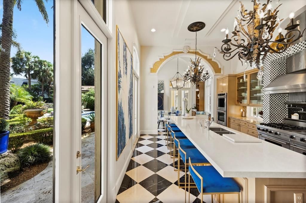 For Sale: $5,895,000 (5 beds, 5 baths, 7916 Square Feet)