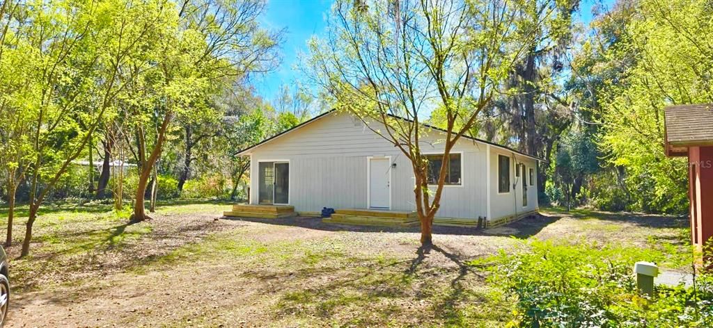 Vendido Recientemente: $189,990 (3 camas, 2 baños, 1332 Pies cuadrados)