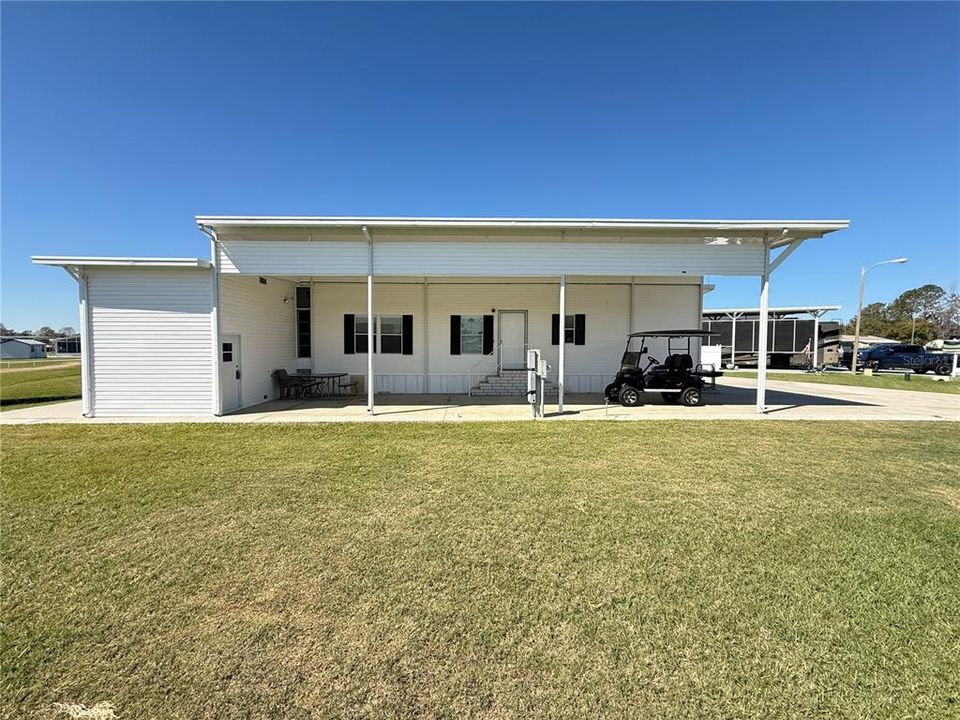 For Sale: $160,000 (1 beds, 1 baths, 800 Square Feet)